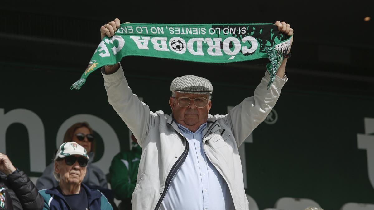 Grada Blanquiverde del Córdoba CF - Granada CF