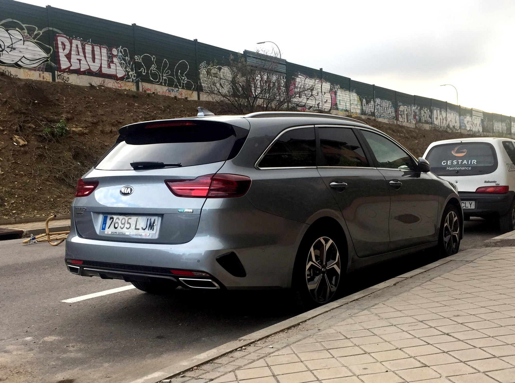 Parte trasera del Kia Ceed Tourer Plug-in