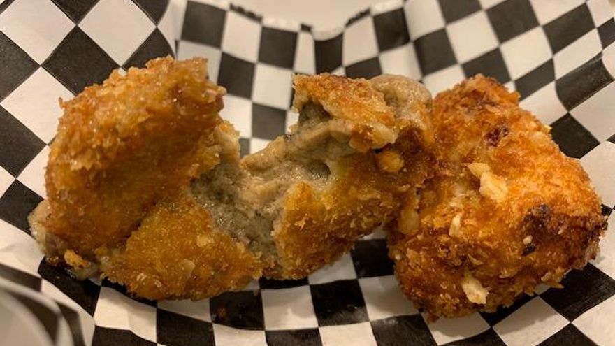 Croquetas en el Manuela Jimena.
