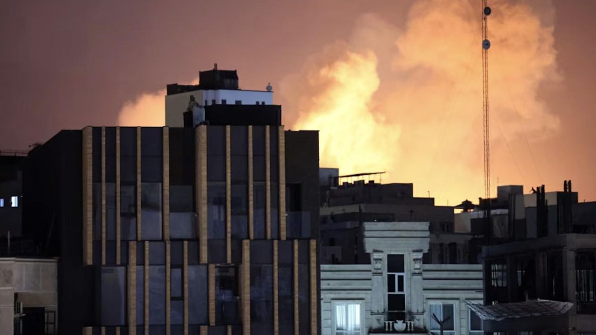 Francia, Reino Unido y Alemania evalúan atacar Irán para neutralizar su capacidad militar