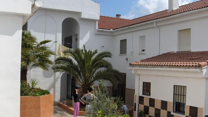 La Junta blinda vía decreto las viviendas protegidas para evitar que pasen a 'fondos buitre'