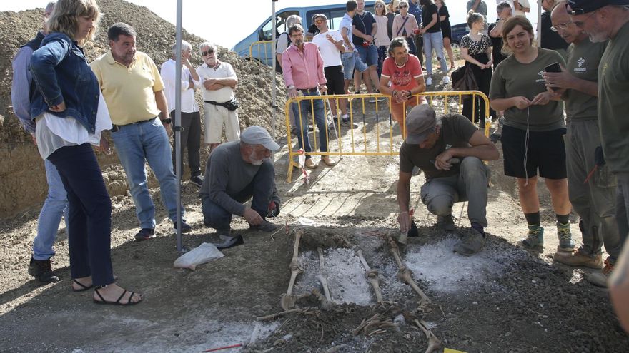 Exhumados en Paternain los cuerpos de diez personas procedentes de sacas de la prisión de Pamplona