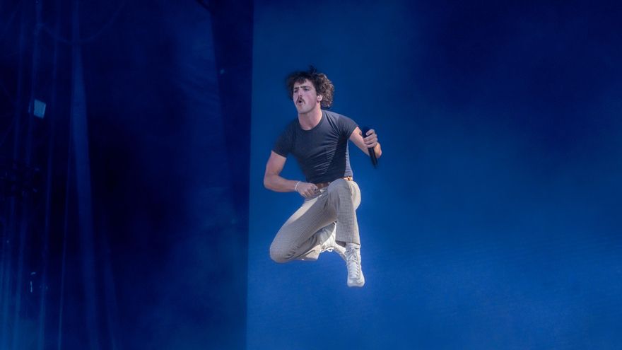 Benson Boone vuela en el Mad Cool