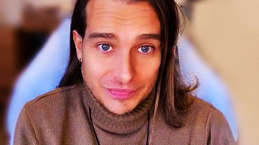 Enric Escudé denuncia que sufrió homofobia en 'Megatrix': "Me decían: ¡más hombre!"