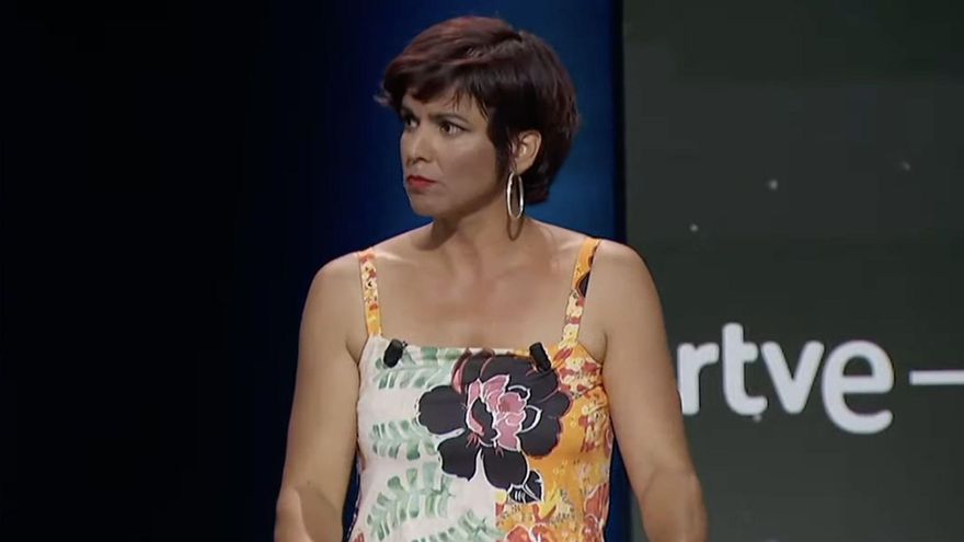 Teresa Rodríguez durante el primer debate electoral.