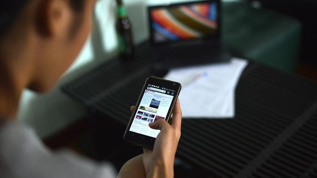 El 32% de los padres toma medidas para que sus hijos no accedan a servicios de pago por el móvil