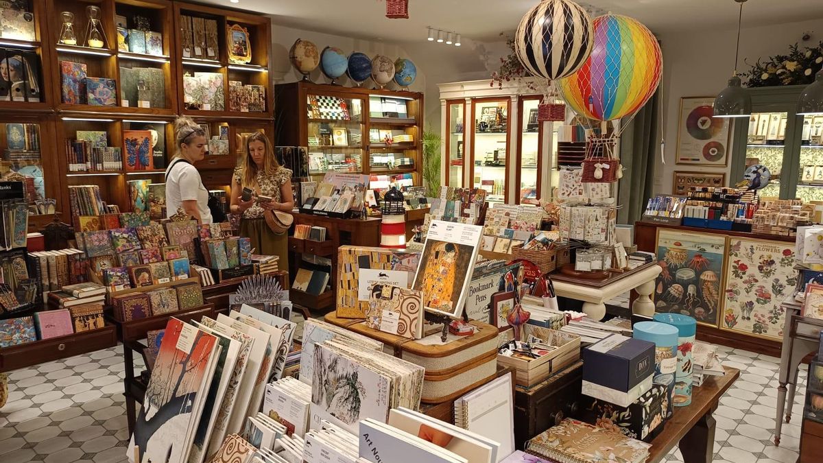 Interior de la segunda Papelería Ferrer, inaugurada en este 2026.