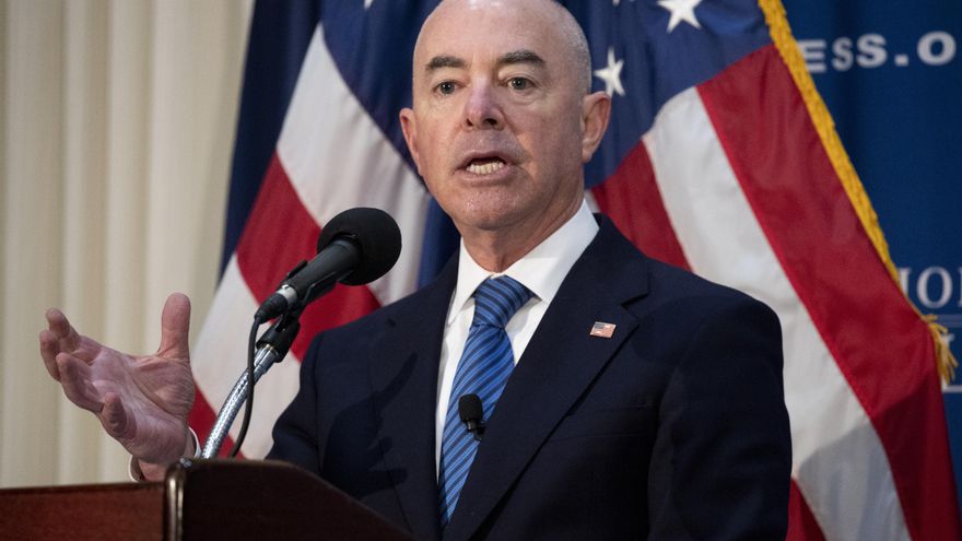 EE.UU. confirma que mantendrá conversaciones sobre migración con Cuba