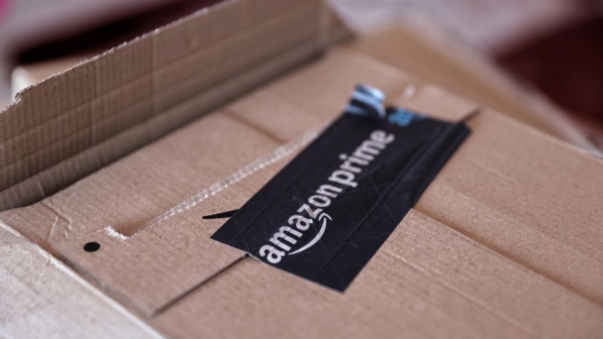 Archivo - Un paquete de Amazon.