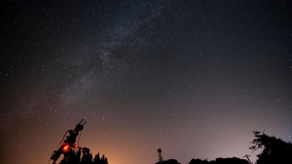 Cómo ver el cometa Lemmon, ya distinguible a simple vista