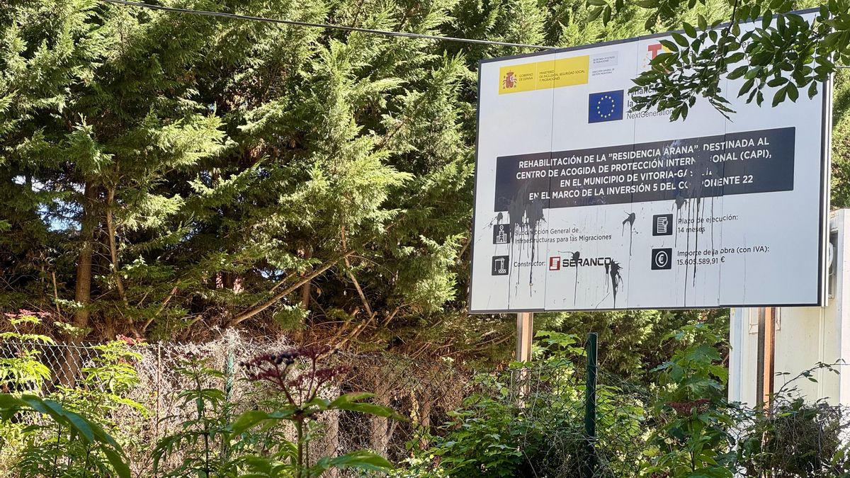 El PSE-EE se aleja del PNV, explora la mayoría de izquierdas en Euskadi y pacta con EH Bildu y Sumar sobre migración