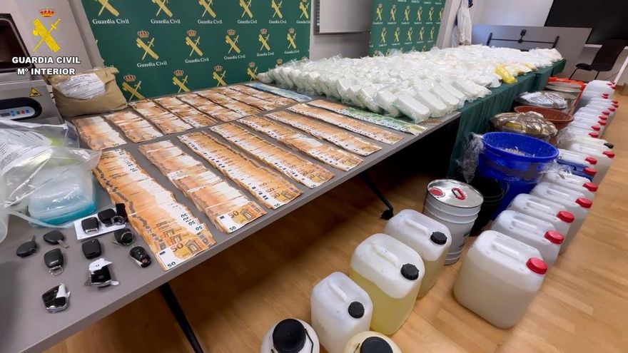 Desarticulan en Donostia un laboratorio con más de 600 kilos de 'speed' e incautan 252 kilos de hachís en Amurrio