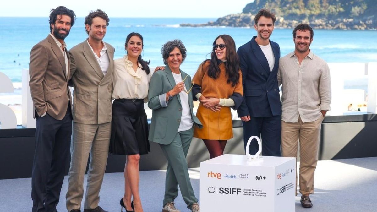 Atresmedia presenta 'Sira', la parte 2 de 'El tiempo entre costuras', con la presión de Adriana Ugarte y un regreso sorpresa