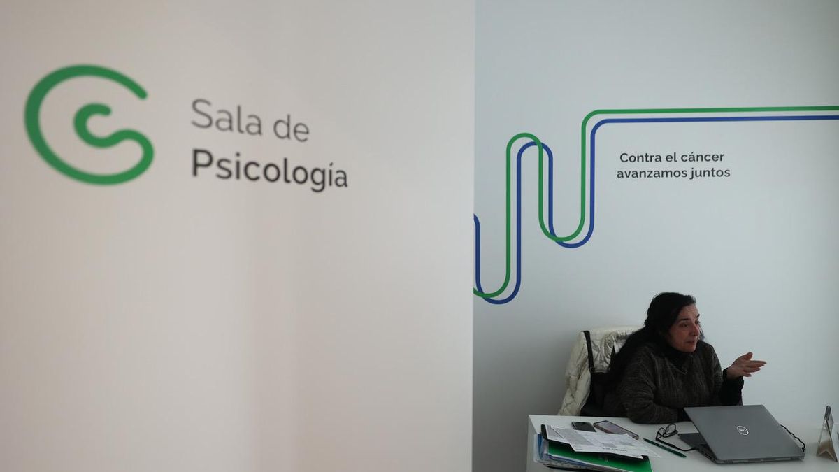 Paloma Medina Rebollo trabaja como psicooncóloga con pacientes, en grupo y de forma individual, que viven en Eivissa y Formentera.