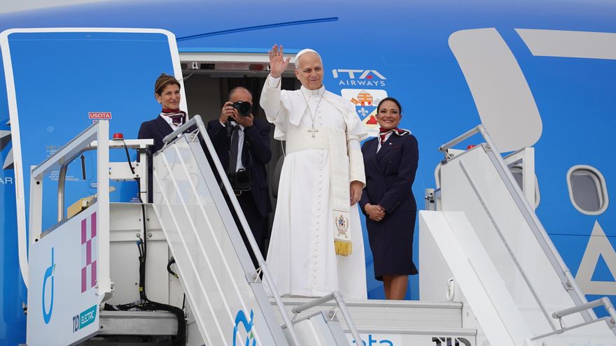 Posible suspensión de clases y teletrabajo durante la visita del Papa a Canarias