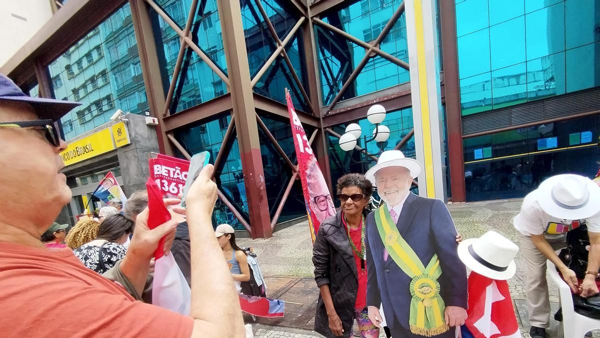 Lula se la juega en el estado que predice los resultados de las elecciones: "El bolsonarismo se ha infiltrado en la periferia"