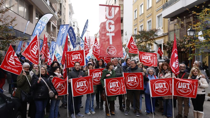 Los sindicatos de funcionarios exigen ante la patronal de las aseguradoras privadas un acuerdo con el Gobierno para Muface