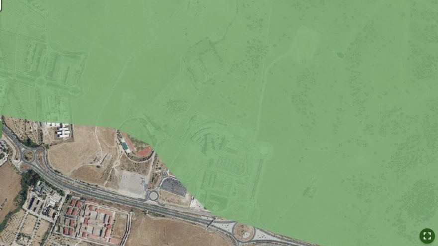 El Hospital Universitario de Cáceres así como otras infraestructuras están dentro de una zona de especial protección para las aves. 