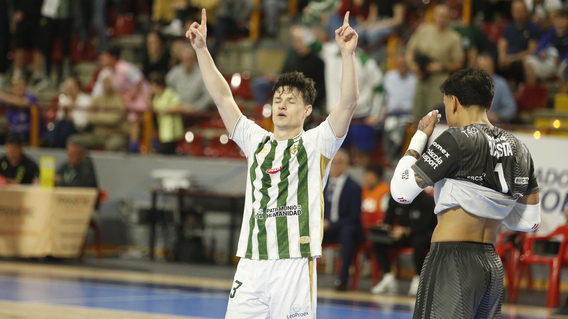 Las imágenes del Córdoba Patrimonio - Servigroup Peñíscola