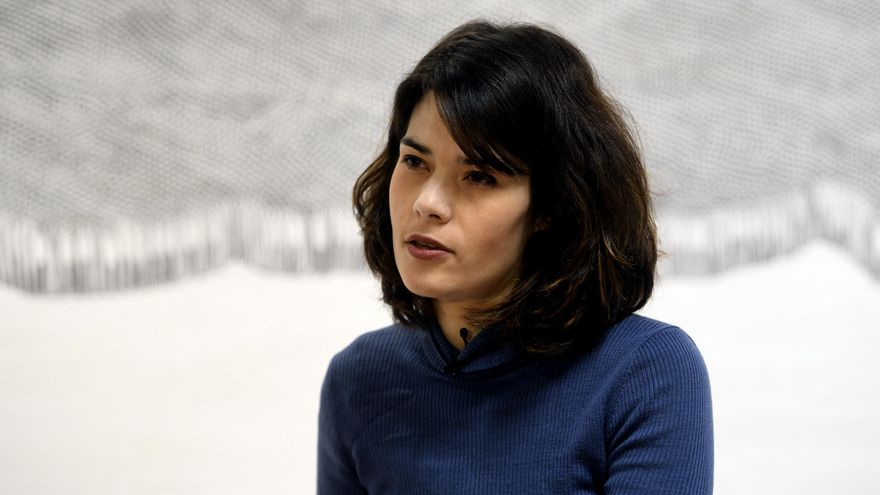 La portavoz de Podemos en la Asamblea de Madrid, Isa Serra durante una entrevista con Europa Press en la sede del partido, en Madrid (España), a 7 de enero de 2021.