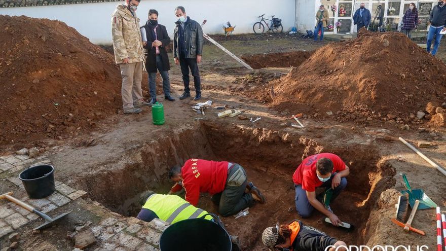 El Ayuntamiento licita un sondeo para encontrar la gran fosa de fusilados en San Rafael