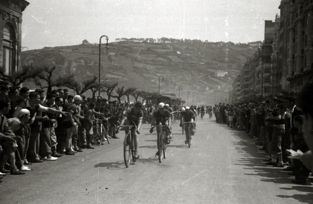 Los aficionados señalan un esprint entre corredores