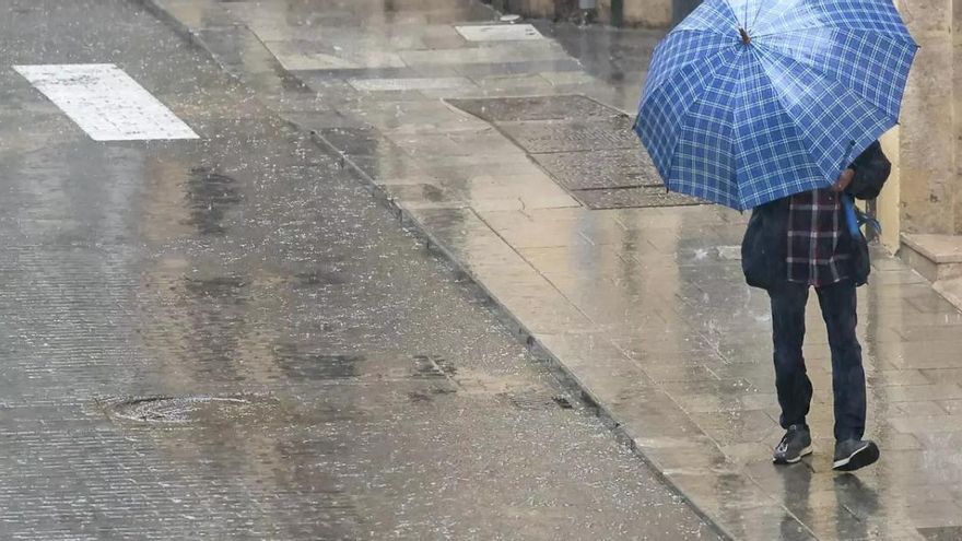 Cambio radical del tiempo en Madrid: las lluvias sustituyen a las heladas y la nieve desaparecerá pronto de la sierra