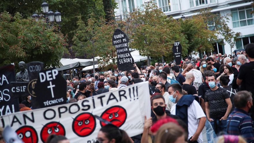 Un acuerdo para los interinos de los teatros deja fuera a los técnicos temporales