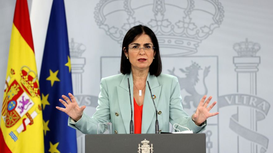 La ministra de Sanidad, Carolina Darias, ofrece una rueda de prensa este miércoles tras la reunión de la Comisión Interterritorial de Salud. EFE/Kiko Huesca