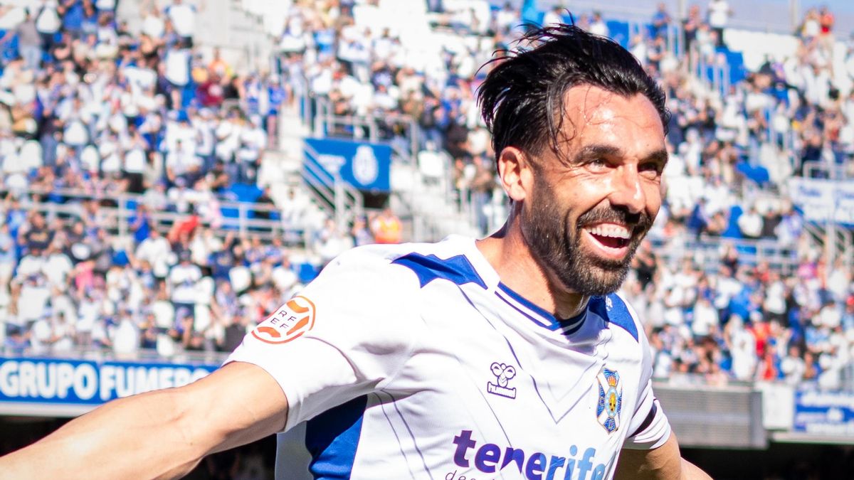 El CD Tenerife renueva a Enric Gallego por una temporada más