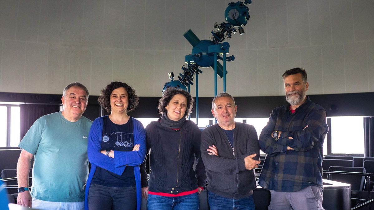 Los planetaristas Jose Antonio Pérez, Irene Baspino Fernández , Inés Carvallo, Miguel López y José Luis Soto.