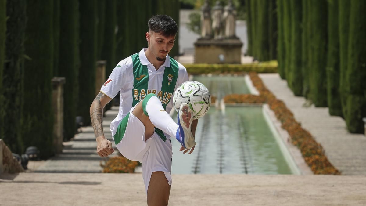 Presentación de Ibai Sanz y Eder García como jugadores del Córdoba CF