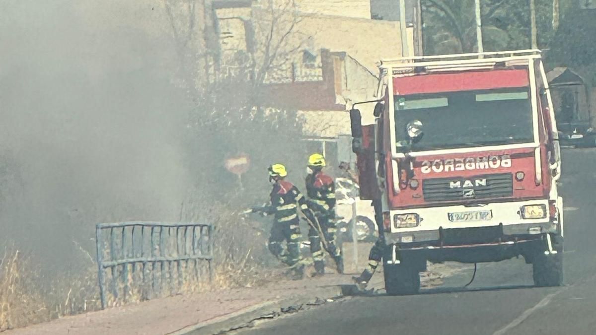 Declarado un incendio entre Encinarejo y el Veredón de los Frailes