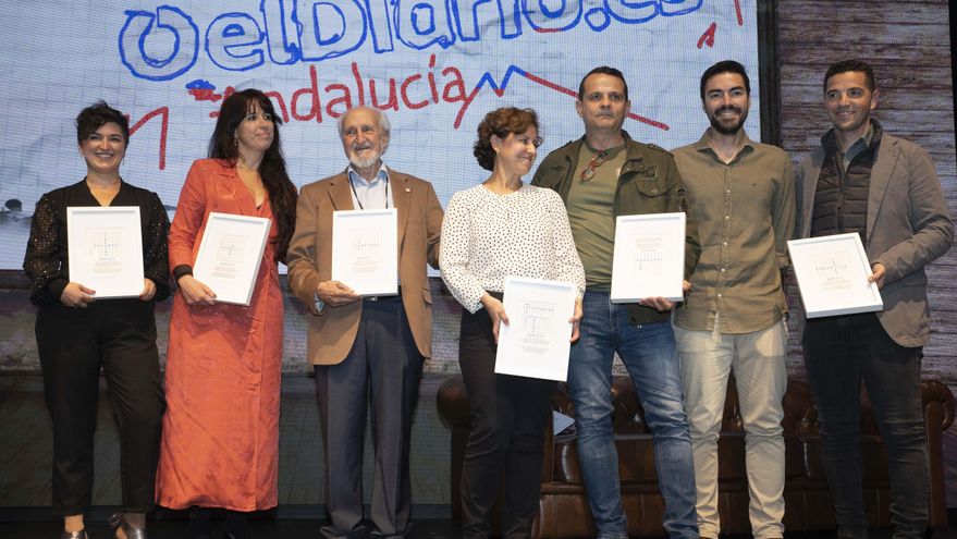elDiario.es Andalucía entrega los II Premios 'Gente de 10' en una gala para reivindicar la democracia, el amor y "la gente normal"