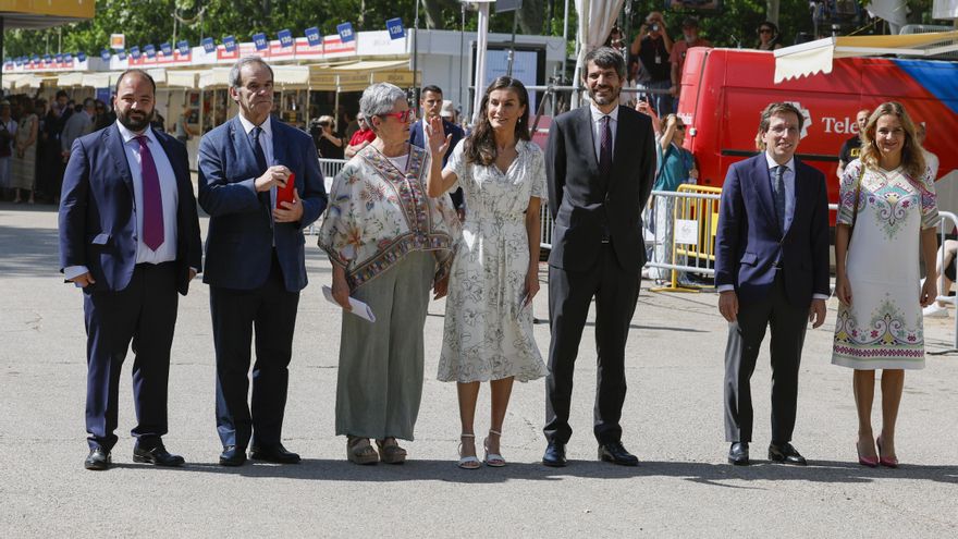 La Feria del Libro arranca con viento pero buenas expectativas y defendiendo el español