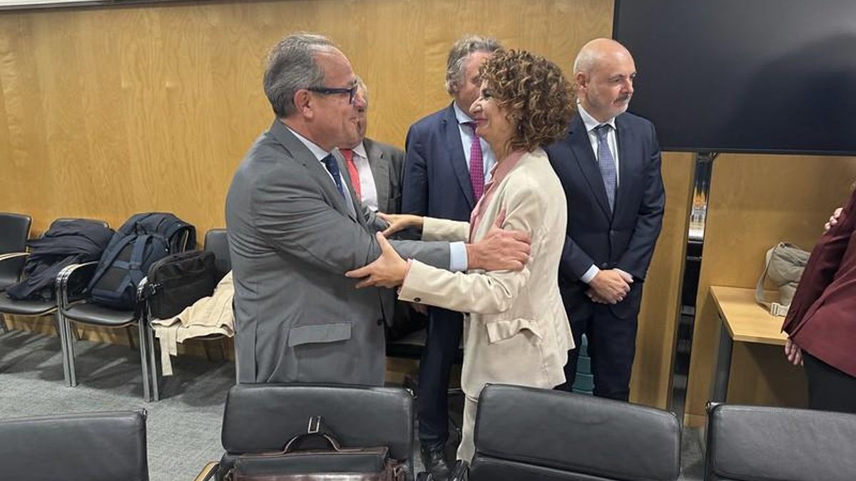 El Gobierno de Page, escéptico sobre la nueva financiación autonómica: "A lo mejor nos lo dan hecho desde Barcelona"