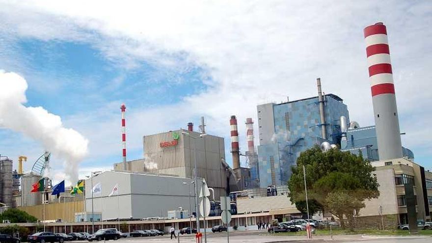 ¿Celulosa o Guggenheim? La Xunta asume la propuesta de Altri para convertir la fábrica en un referente arquitectónico