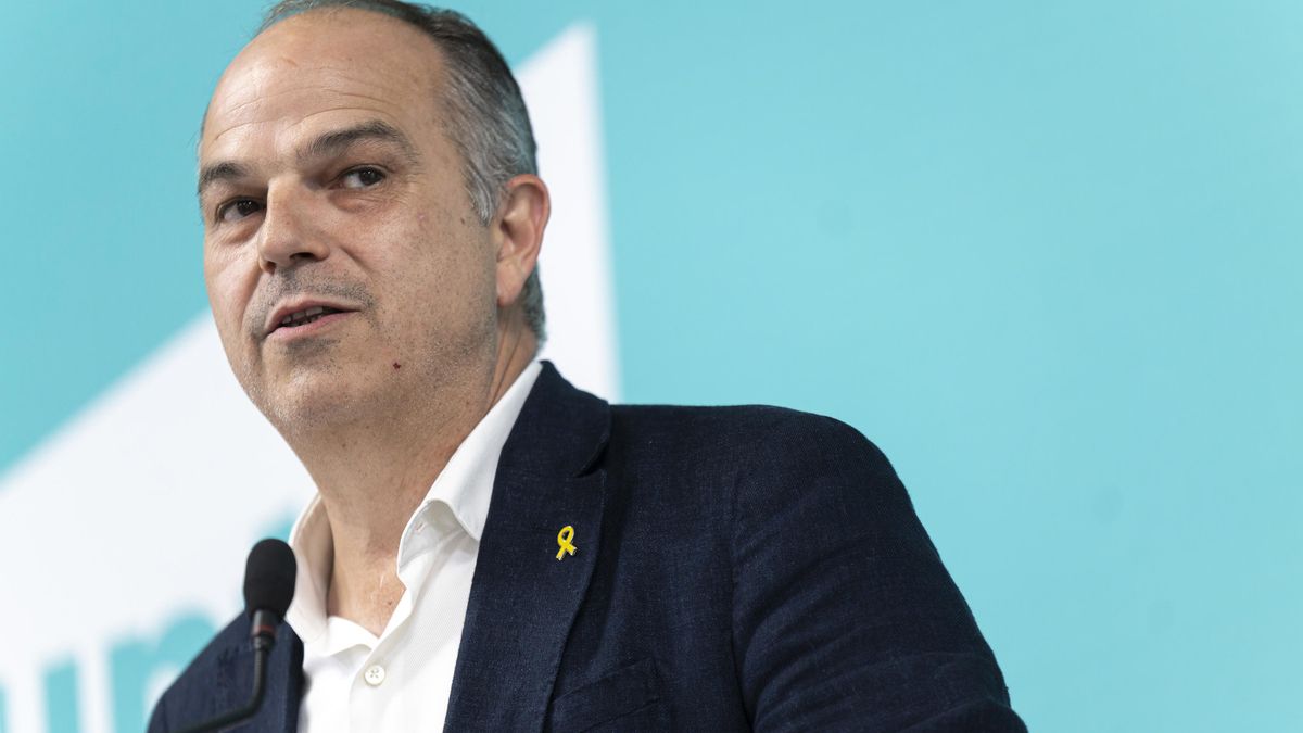Junts reta a Feijóo a reunirse con Puigdemont en Waterloo si quiere buscar su apoyo a una moción de censura