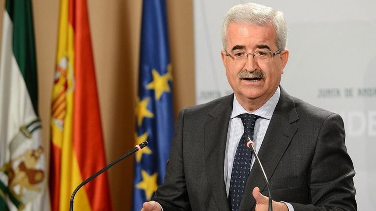 La ley de Transparencia recogerá que ayuntamientos y diputaciones también publiquen el orden del día de sus reuniones