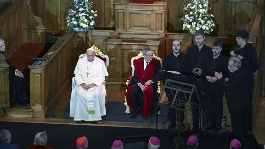 El papa lamenta que "se refuercen las fronteras" ante el drama de la inmigración