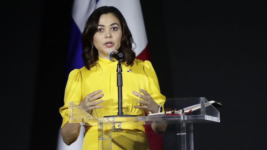 La canciller de Panamá viajará a Estados Unidos para hablar sobre migración