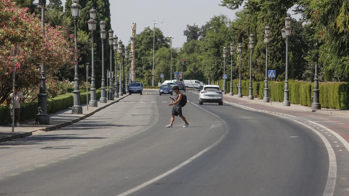 La Avenida del Alcázar, el agujero negro que dejó la N-IV hace 70 años