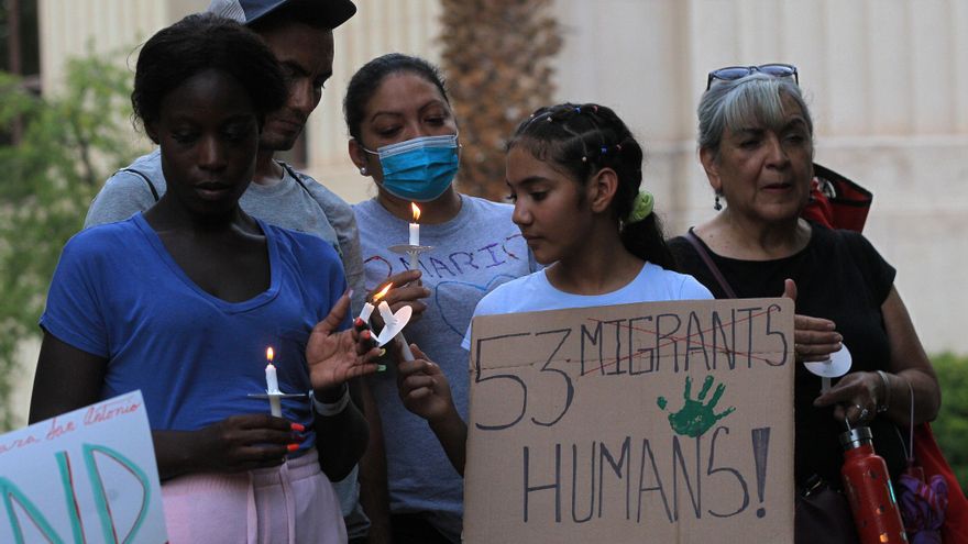 Seis de los 53 migrantes fallecidos en un camión aún no han sido identificados