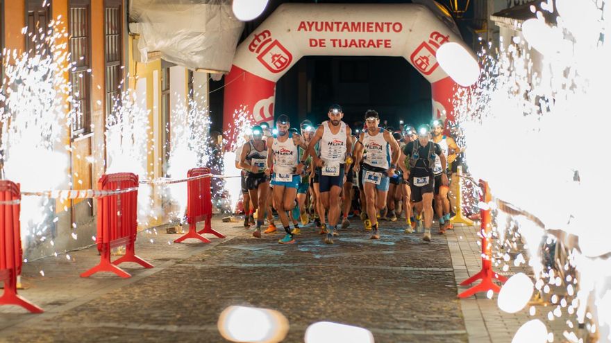 Salida de la 'XI Full Moon Trail Odecan SL'.