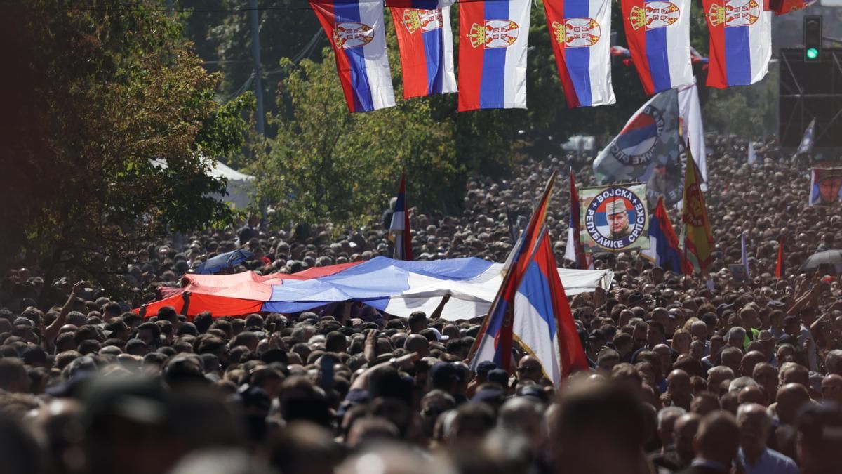 Bosnia retira a diplomáticos de Belgrado tras el funeral de Mladic