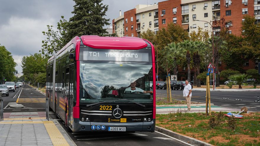 El bus de tránsito rápido (BTR) o tranvibús se puso en marcha en septiembre.