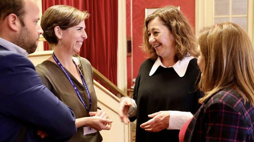 Margalida Ramis con Francina Armengol, presidenta de Balears, y los consellers Mercedes Garrido y Miquel Mir.