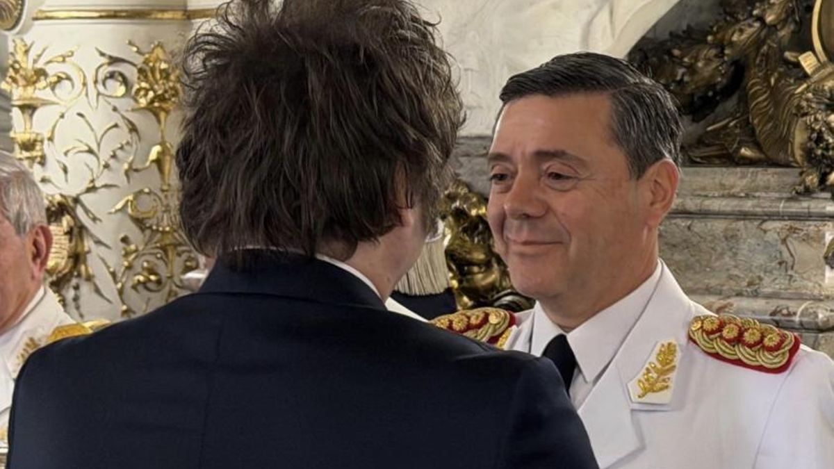 Presti asume en Defensa: politización militar y show con F-16 que no tapa fallas estructurales