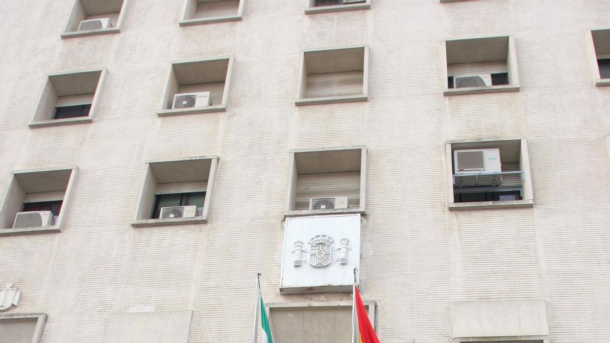 El juez encargado de los cursos de formación declara a la Junta responsable civil subsidiaria