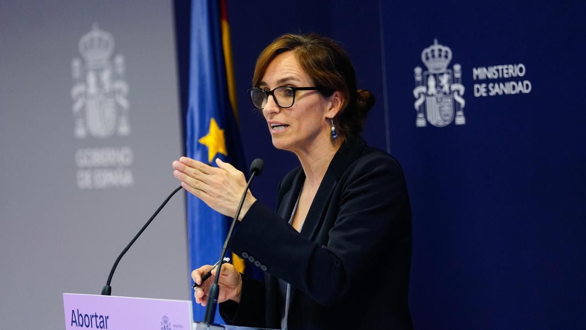 Mónica García insta al PSOE a llevar el decreto de vivienda al próximo Consejo de Ministros ante el desahucio de Maricarmen